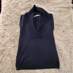 Beautiful navy Susana Monaco sweater tank